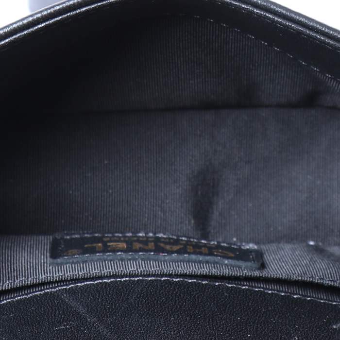 Borsa a tracolla Chanel  Mini Boy in pelle trapuntata nera - Detail D2