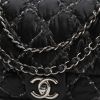 Bolso de mano Chanel  Timeless Classic modelo mediano  en lona acolchada negra y jersey gris - Detail D1 thumbnail
