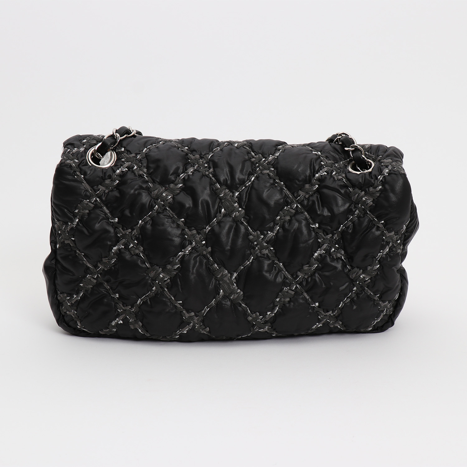 Sac à main Chanel Timeless Classic moyen modèle en toile matelassée noire et jersey gris - Detail D7