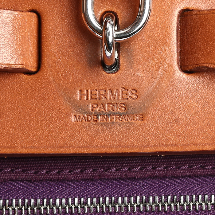 Hermès  Herbag bag worn on the shoulder or carried in the hand  in purple canvas  and natural Hunter cowhide - Detail D3