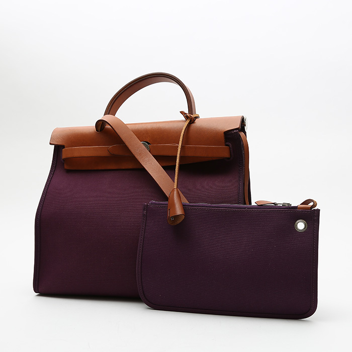 Hermès  Herbag bag worn on the shoulder or carried in the hand  in purple canvas  and natural Hunter cowhide - Detail D4