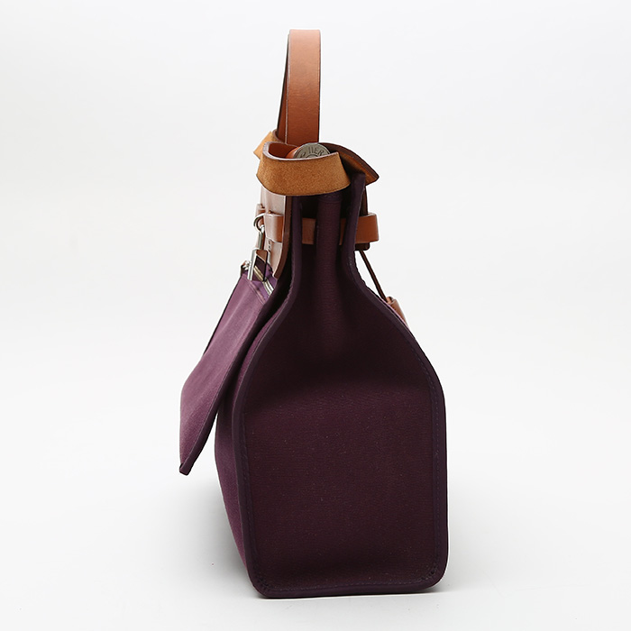 Hermès  Herbag bag worn on the shoulder or carried in the hand  in purple canvas  and natural Hunter cowhide - Detail D7
