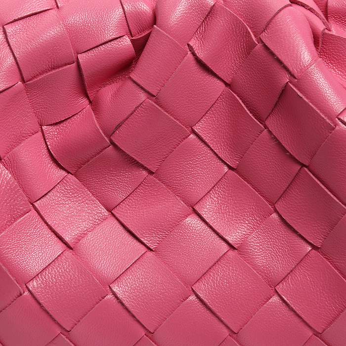 Borsa/pochette Bottega Veneta  Pouch in pelle intrecciata rosa - Detail D1