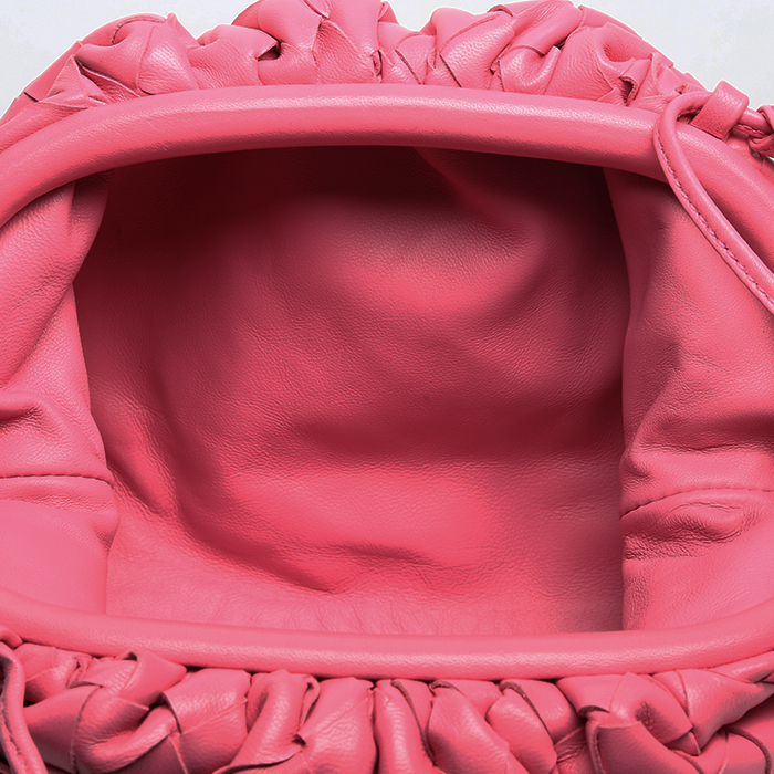 Borsa/pochette Bottega Veneta  Pouch in pelle intrecciata rosa - Detail D2