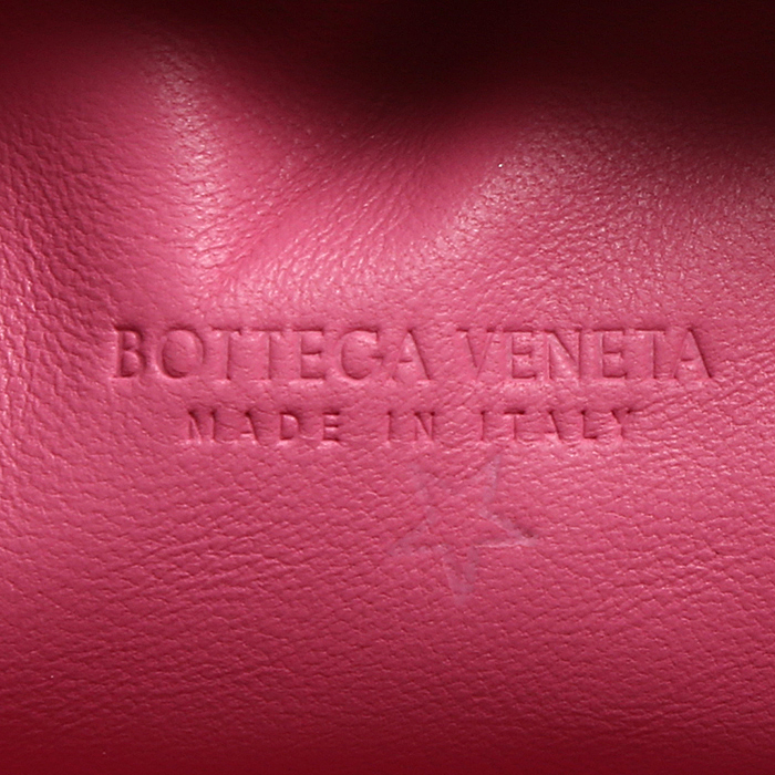 Sac/pochette Bottega Veneta  Pouch en cuir tressé rose - Detail D3