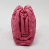 Bottega Veneta  Pouch handbag/clutch  in pink braided leather - Detail D5 thumbnail