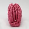 Bottega Veneta  Pouch handbag/clutch  in pink braided leather - Detail D6 thumbnail