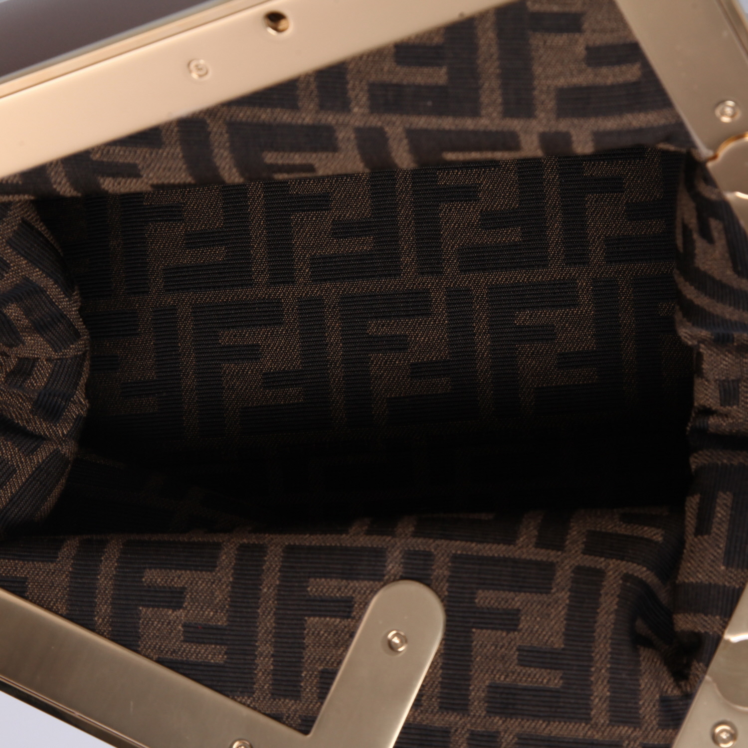 Fendi  First medium model  shoulder bag  in beige leather - Detail D8
