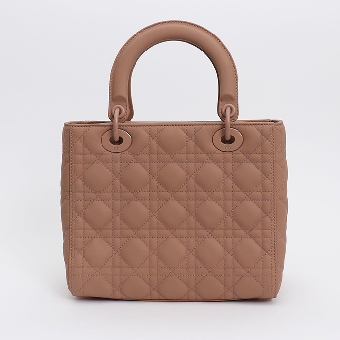 Dior  Lady Dior medium model  handbag  in powder pink leather cannage - Detail D7