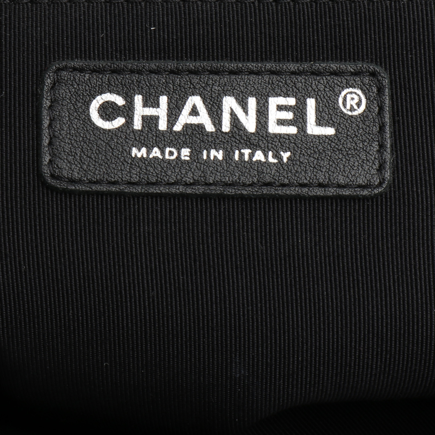 Shopping bag Chanel Grand Shopping in pelle trapuntata nera - Detail D3