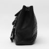 Sac cabas Chanel  Grand Shopping en cuir matelassé noir - Detail D5 thumbnail