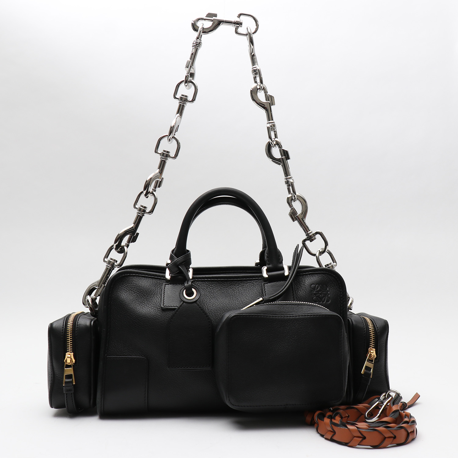 Bolso de mano Loewe  Amazona en cuero negro - Detail D8