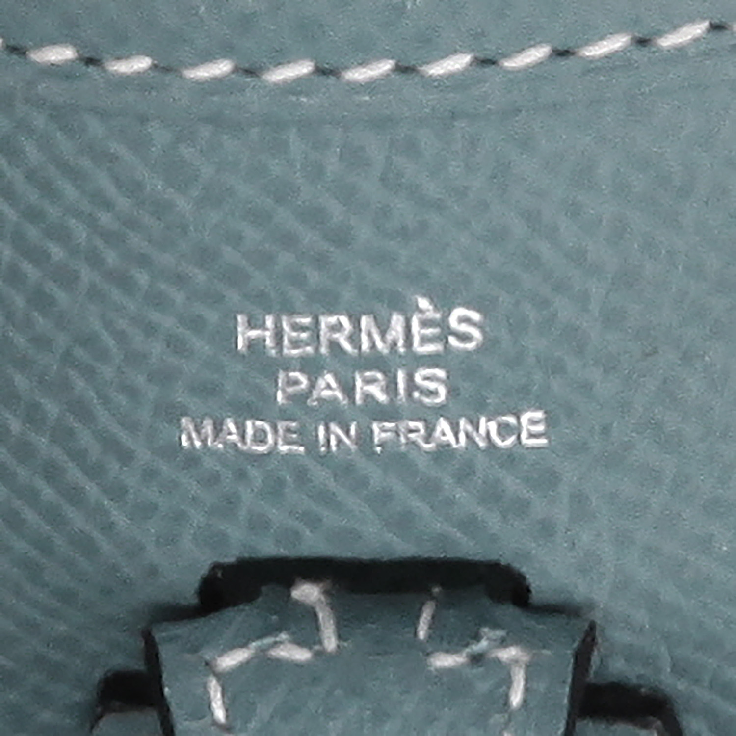 Bolso bandolera Hermès  Mini Evelyne en cuero epsom azul - Detail D9