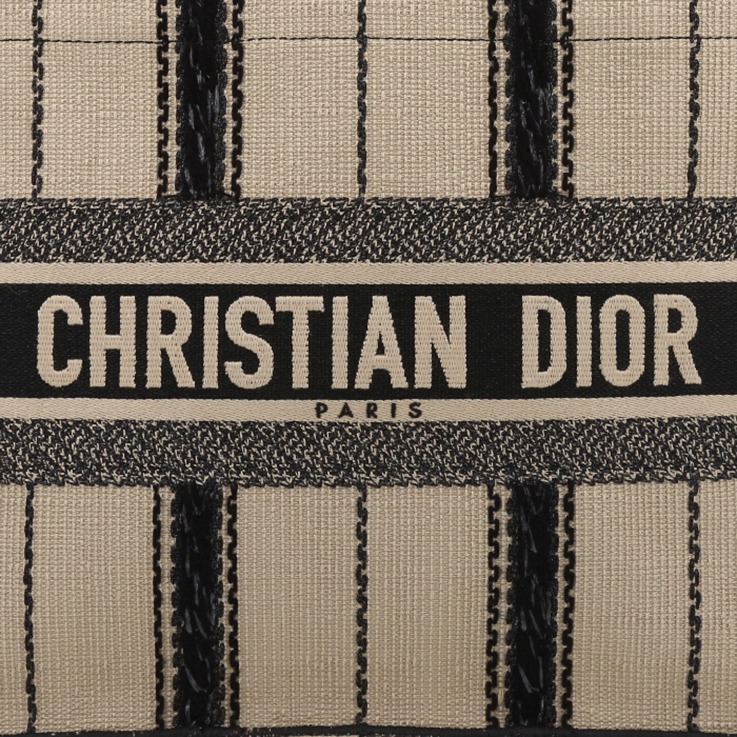 Dior Book Tote shopping bag in black and beige canvas - Detail D1