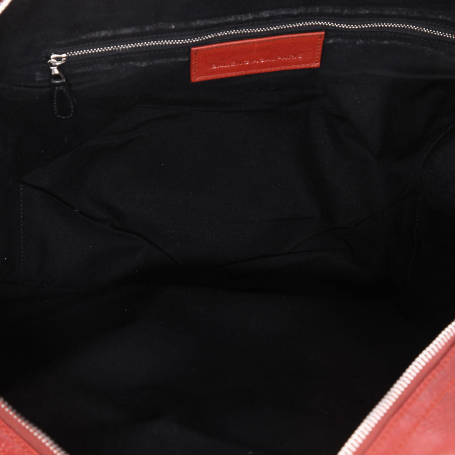Sac à main Balenciaga   en cuir noir et rouge - Detail D8