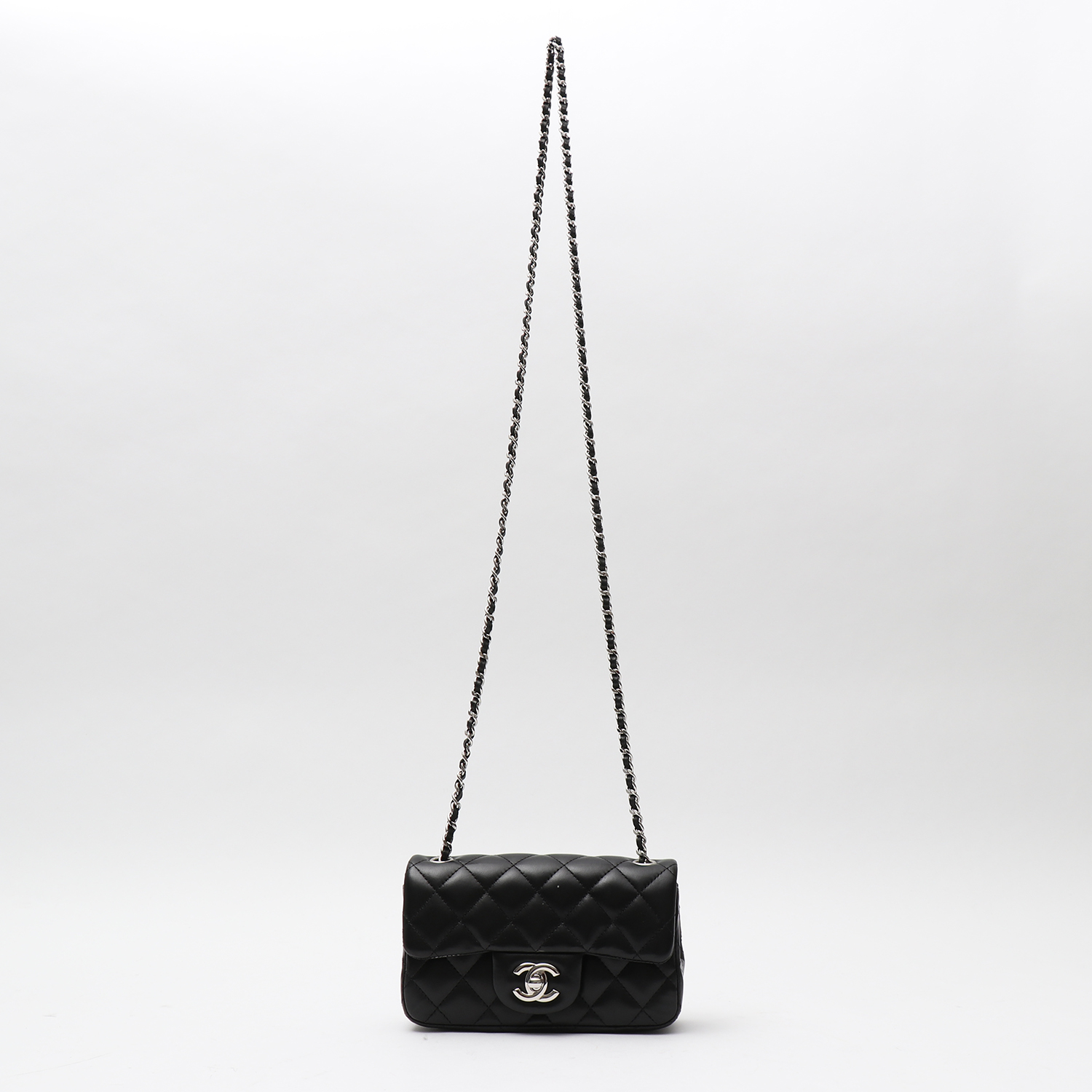 Borsa a tracolla Chanel  Timeless mini  in pelle trapuntata nera - Detail D8