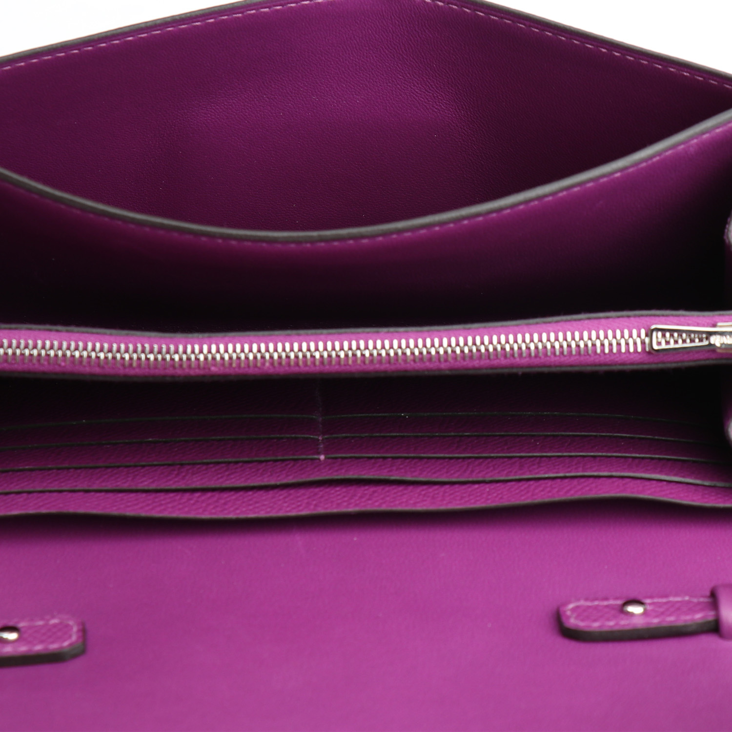Sac bandoulière Hermès Constance Constance Long To Go en cuir epsom violet Anemone - Detail D2