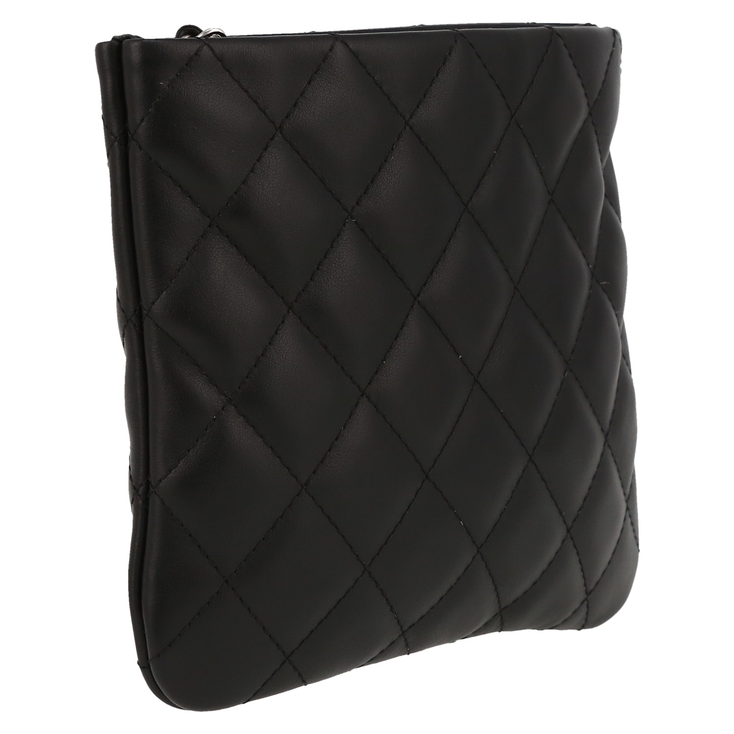 Sac à main Chanel Pochette en cuir matelassé noir - Detail D6