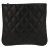 Bolso de mano Chanel  Pochette en cuero acolchado negro - Detail D7 thumbnail