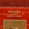 Hermès  Kelly 32 cm handbag  in orange porosus crocodile - Detail D9 thumbnail