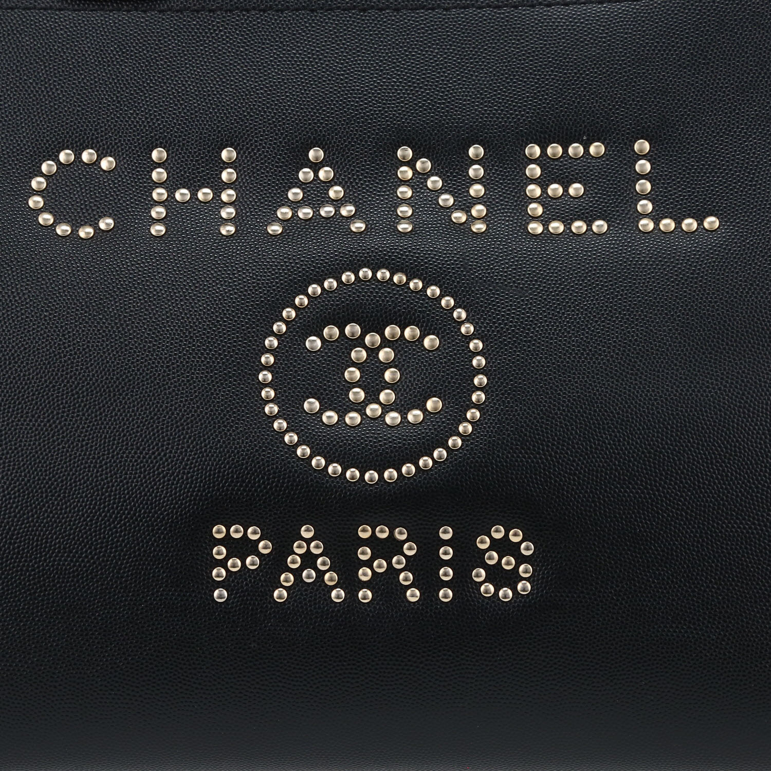 Bolso 24 horas Chanel  Deauville en cuero negro - Detail D1