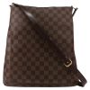 Bolso para llevar al hombro Louis Vuitton  Musette en lona a cuadros ébano y cuero esmaltado marrón - Detail D2 thumbnail