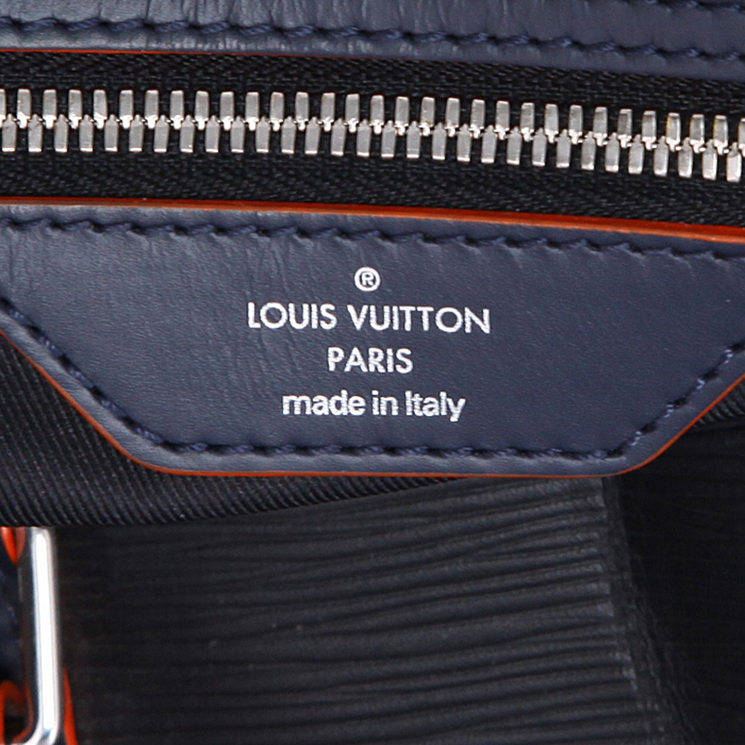 Sac de voyage Louis Vuitton  Keepall 50 en cuir épi noir et cuir bleu-marine - Detail D9