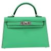 Hermès  Kelly 20 cm handbag  in green Comics Mysore leather - Detail D2 thumbnail