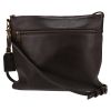 Louis Vuitton   shoulder bag  in brown leather - Detail D2 thumbnail
