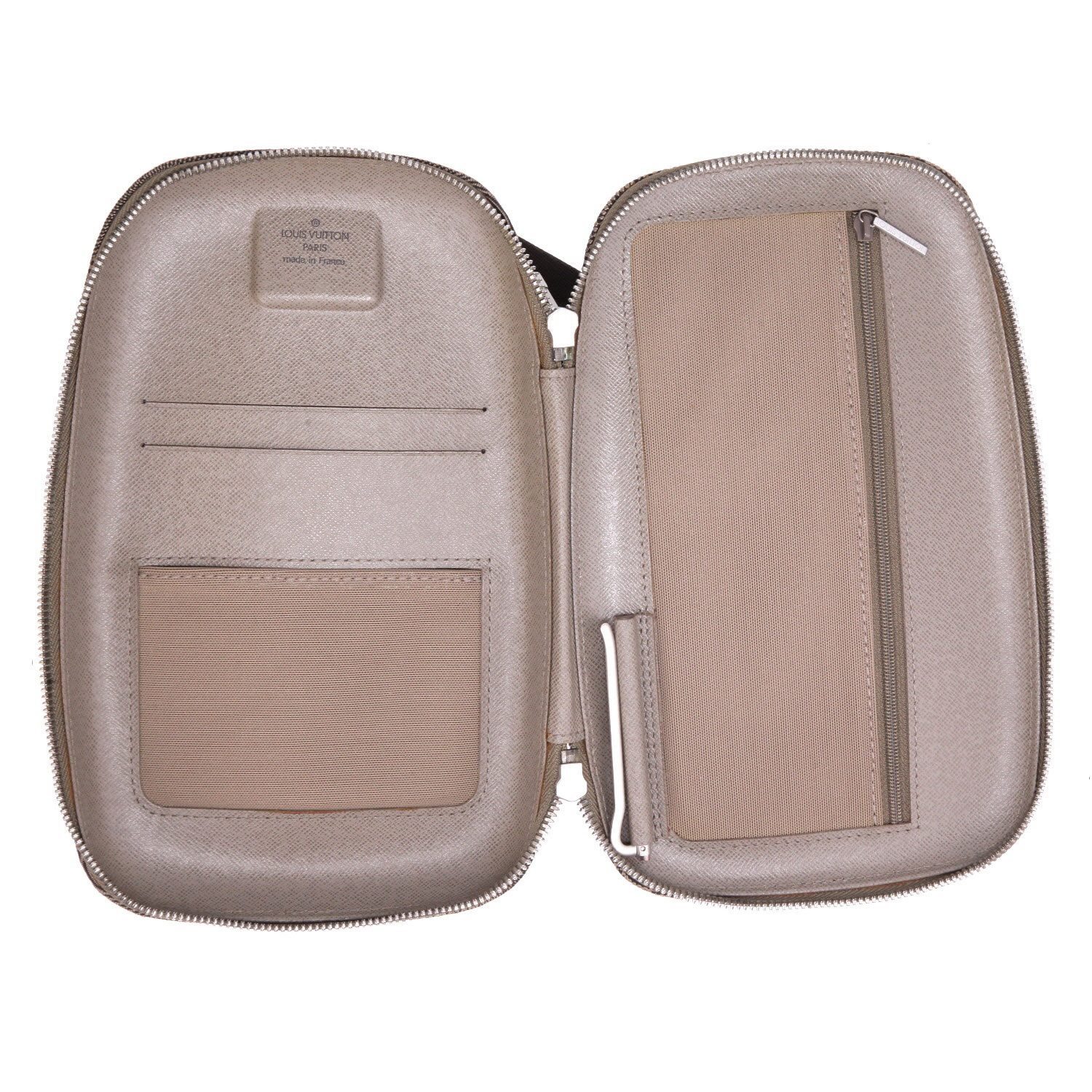 Bolso bandolera Louis Vuitton  Geant Mage en lona color topo y cuero natural - Detail D8