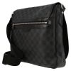 Borsa a tracolla Louis Vuitton  Messenger in tela a scacchi grigio antracite e tela nera - Detail D5 thumbnail
