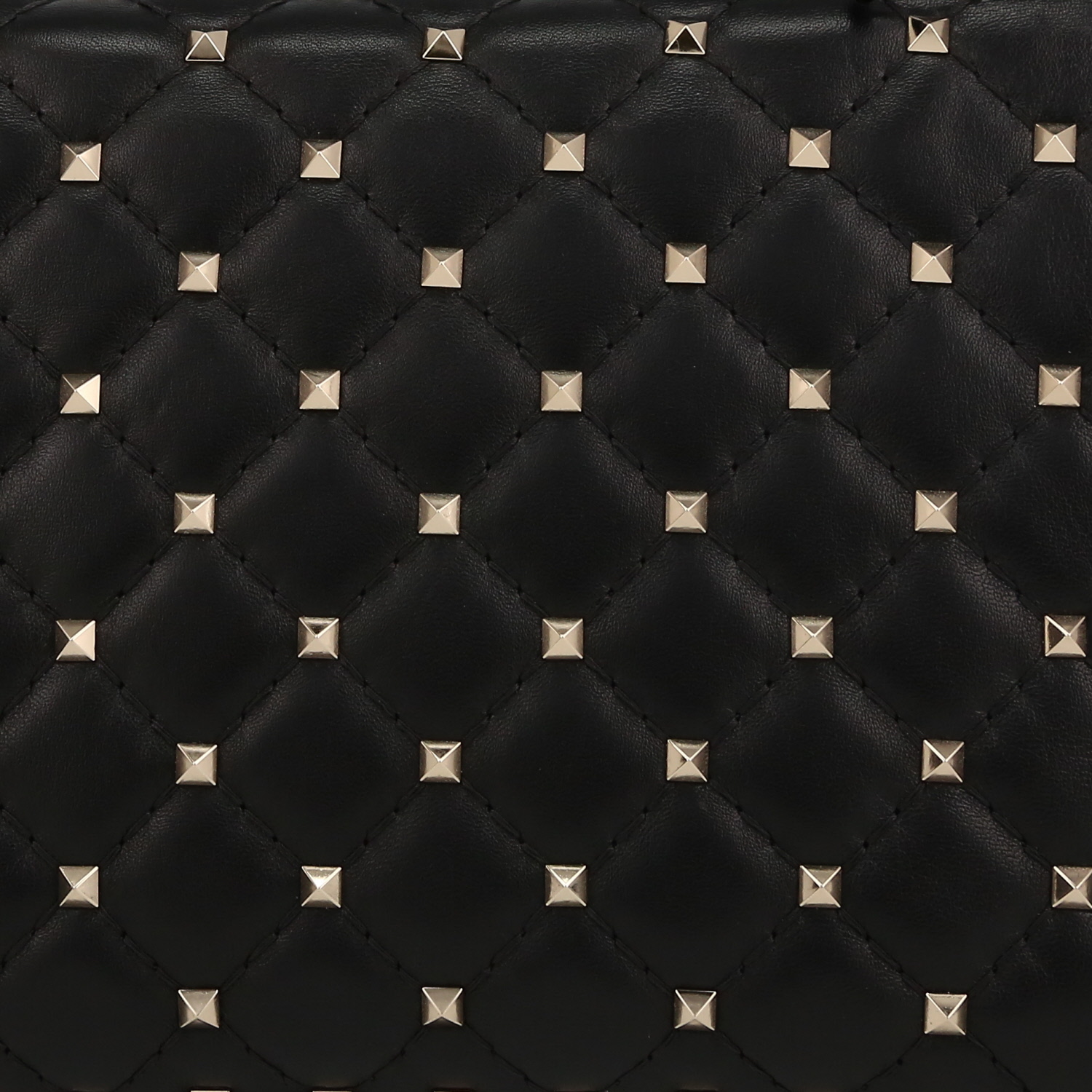 Bolso bandolera Valentino Garavani  Rockstud en cuero negro - Detail D1