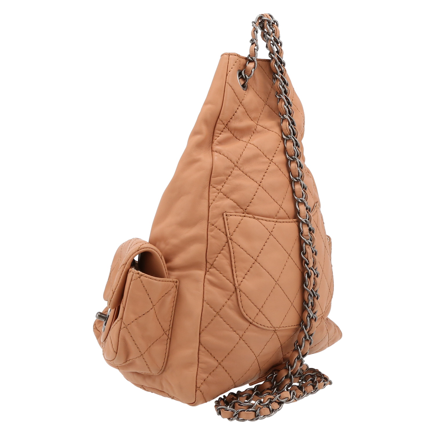 Sac à dos Chanel  Sac à dos en cuir matelassé marron camel - Detail D6