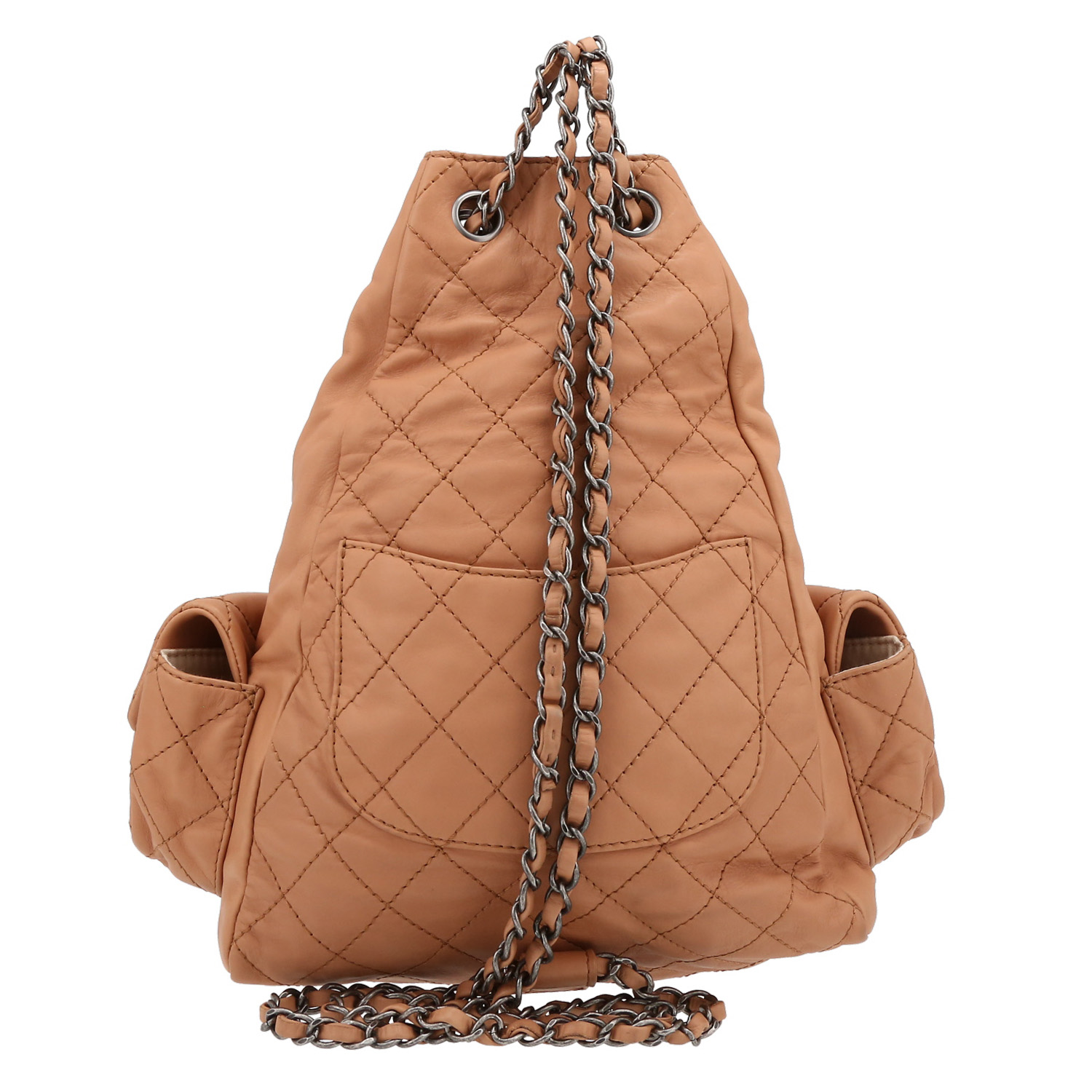 Sac à dos Chanel  Sac à dos en cuir matelassé marron camel - Detail D7