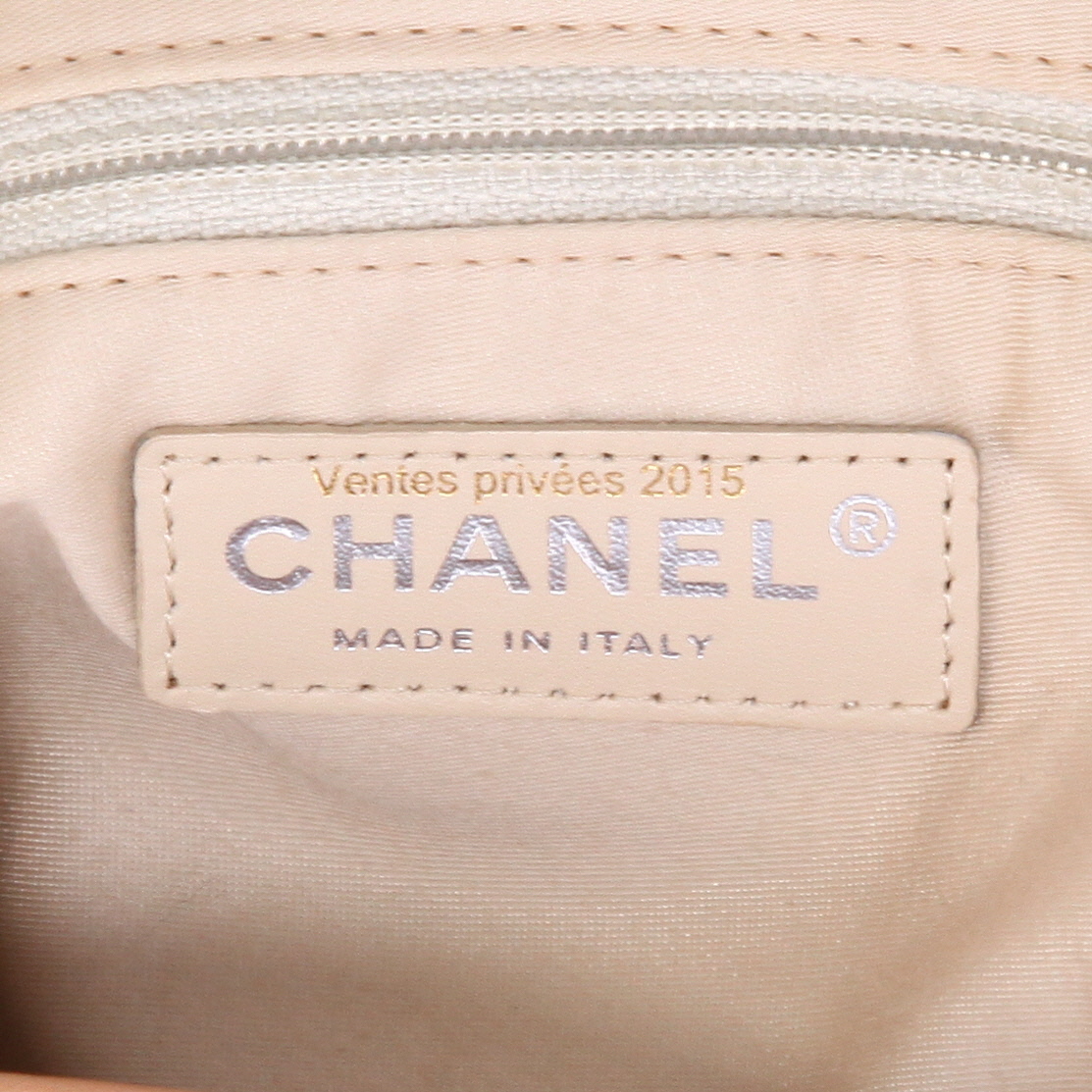Sac à dos Chanel  Sac à dos en cuir matelassé marron camel - Detail D9