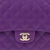 Chanel  Timeless Classic handbag  in purple quilted grained leather - Detail D1 thumbnail