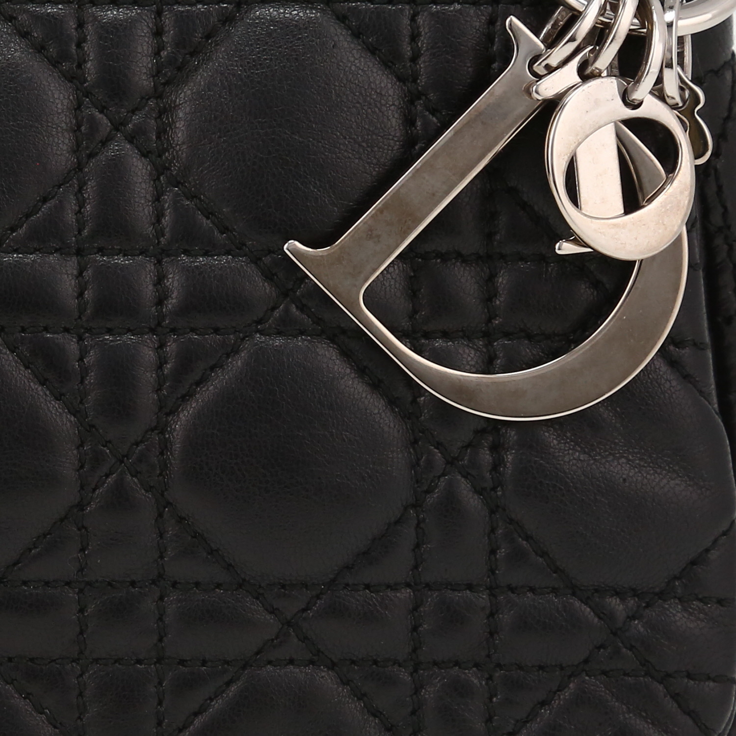 Dior  Lady Dior pouch  in black leather cannage - Detail D1