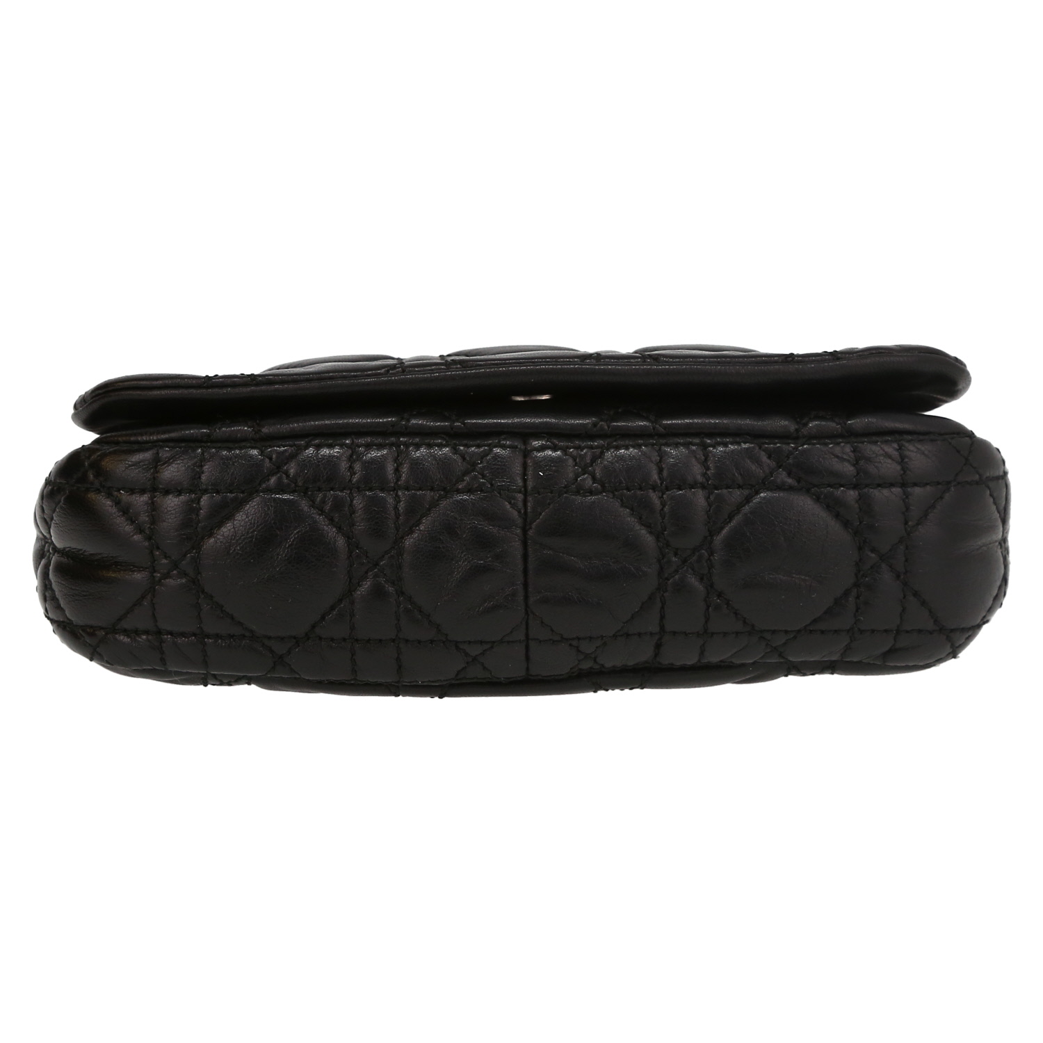 Bolsito de mano Dior  Lady Dior en cuero cannage negro - Detail D4