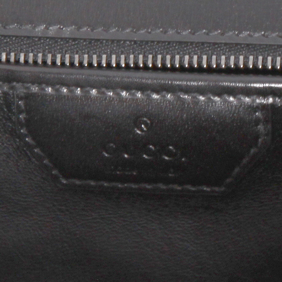 Gucci Bamboo medium model shoulder bag in black leather and black bamboo - Detail D9