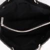 Bolso para llevar al hombro o en la mano Chanel  Shopping GST en cuero granulado acolchado negro - Detail D8 thumbnail