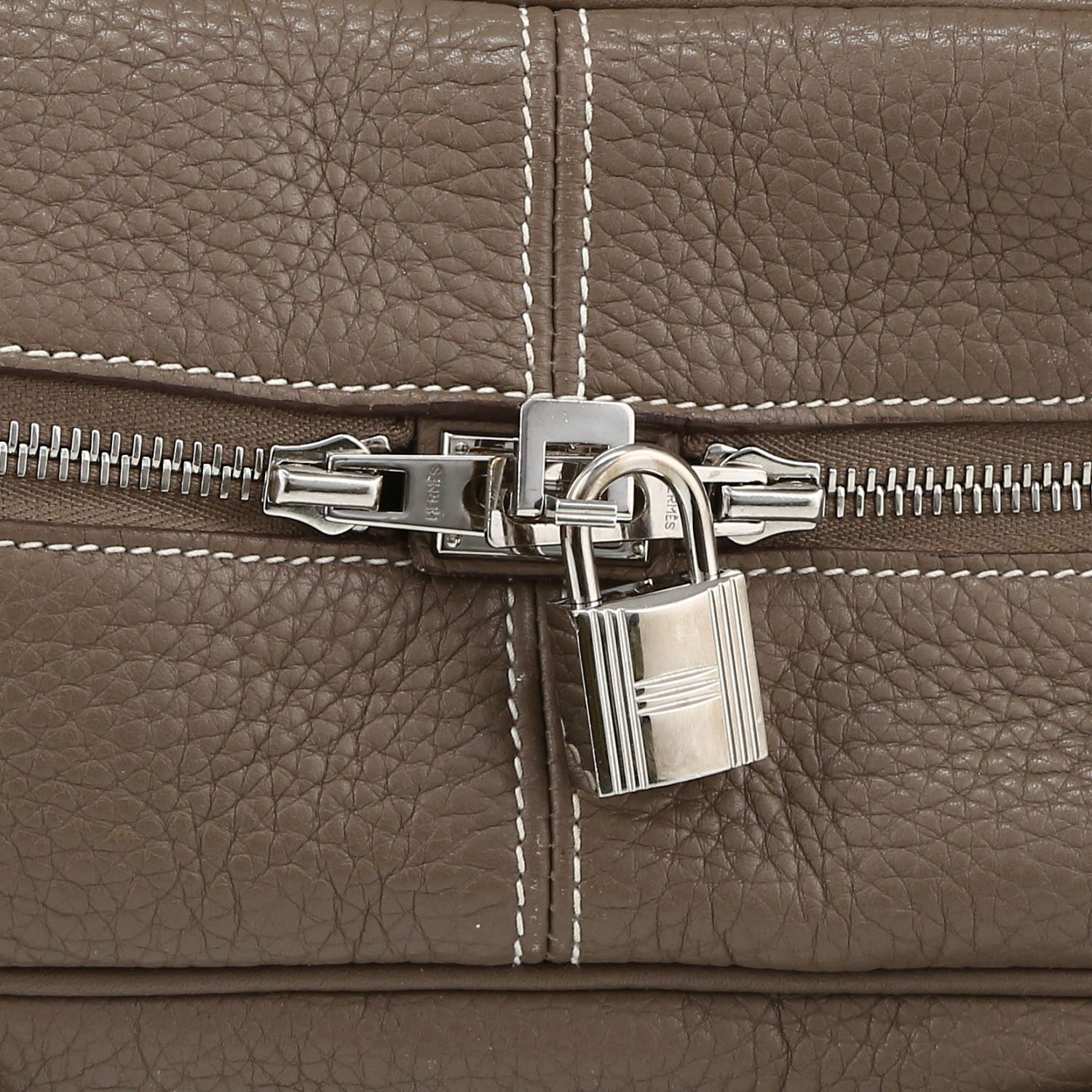 Sac à main Hermès  Victoria en cuir togo étoupe - Detail D1
