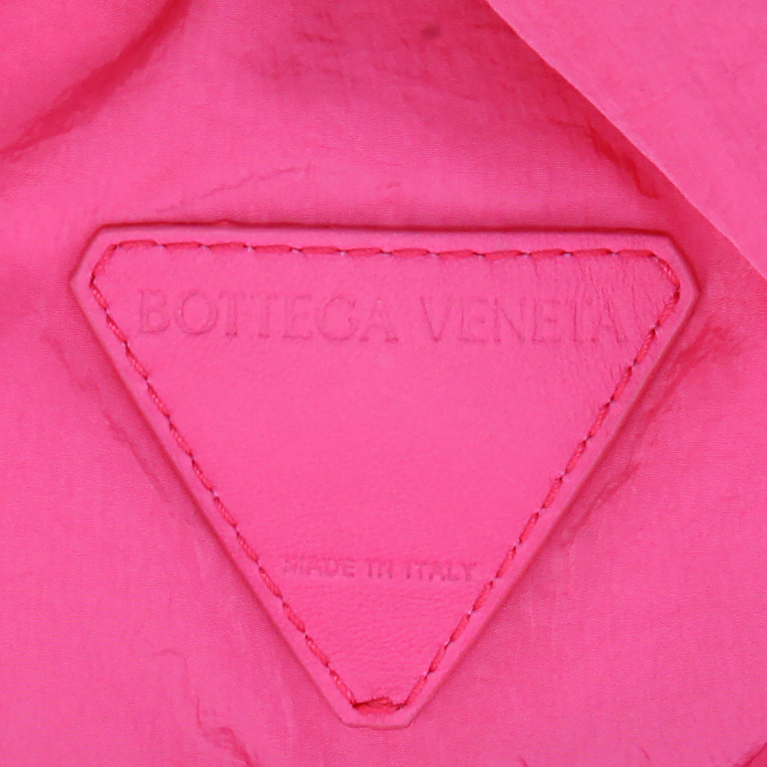 Bolso/bolsito Bottega Veneta  Pouch en tejido esponjoso rosa - Detail D9