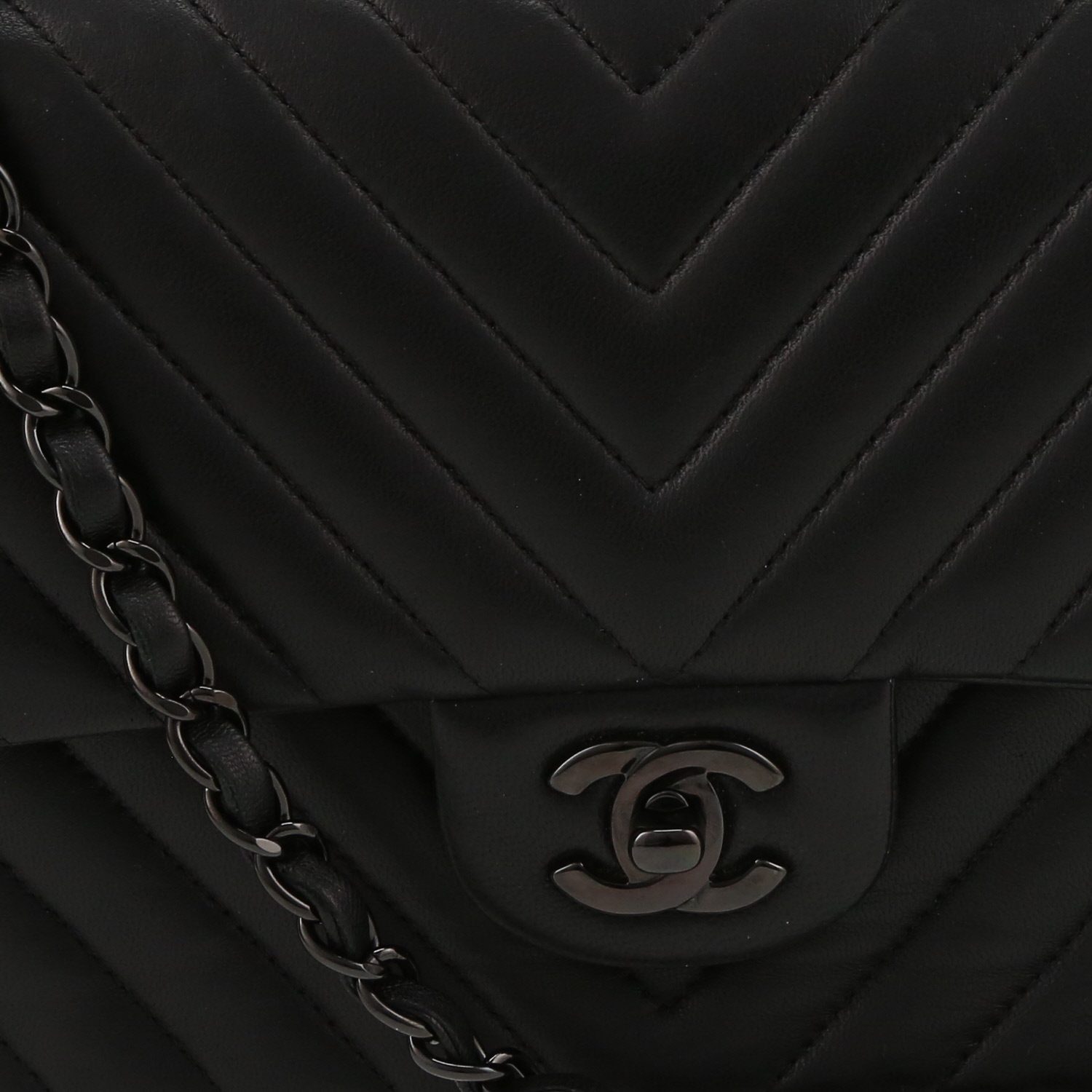 Sac à main Chanel Timeless en cuir matelassé noir - Detail D1