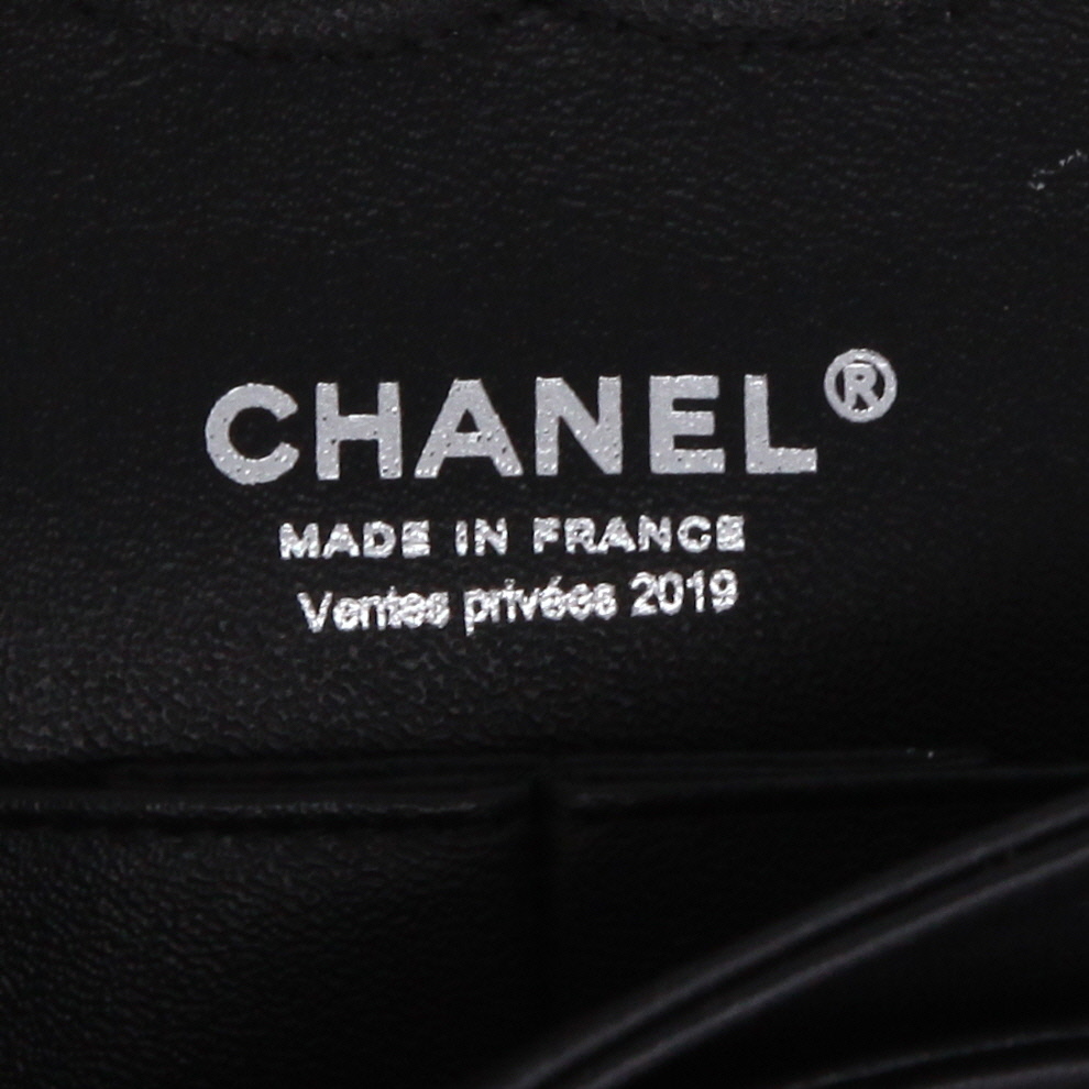 Sac à main Chanel Timeless en cuir matelassé noir - Detail D9