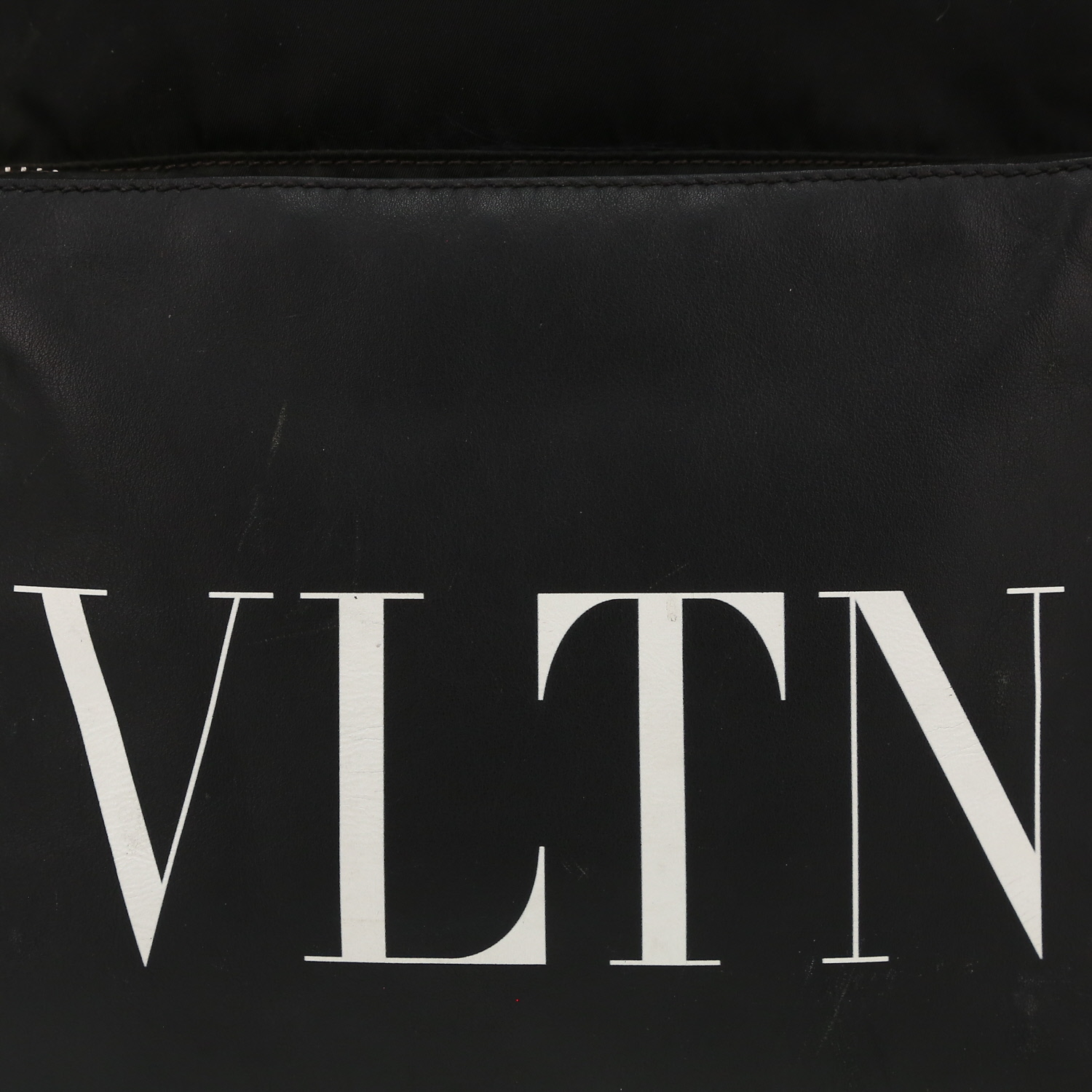 Sac à dos Valentino Garavani   en toile et cuir noire - Detail D1