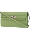 Hermès  Kelly To Go handbag/clutch  in Vert Criquet epsom leather - 00pp thumbnail