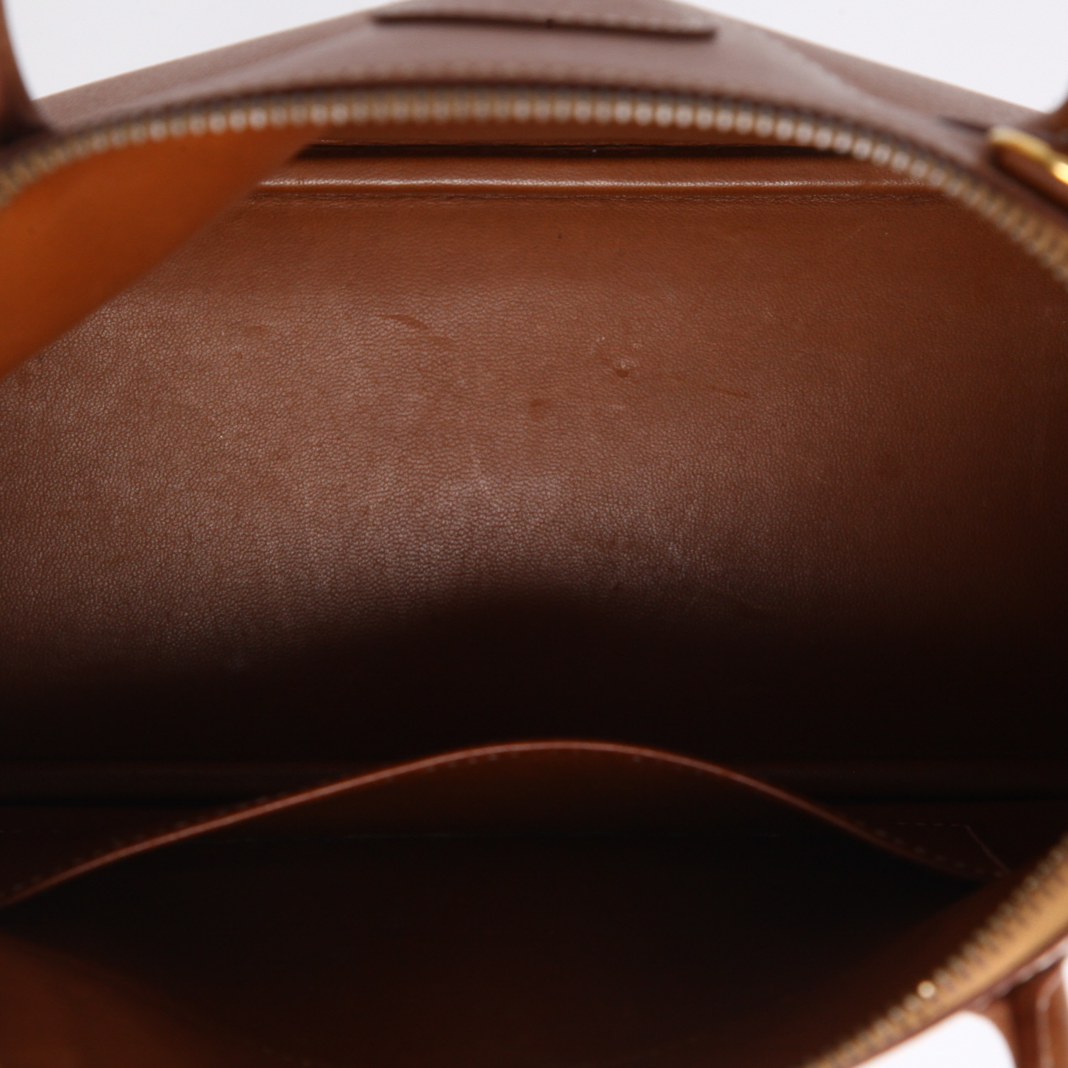 Sac à main Hermès  Bolide 27 cm en cuir epsom gold - Detail D8