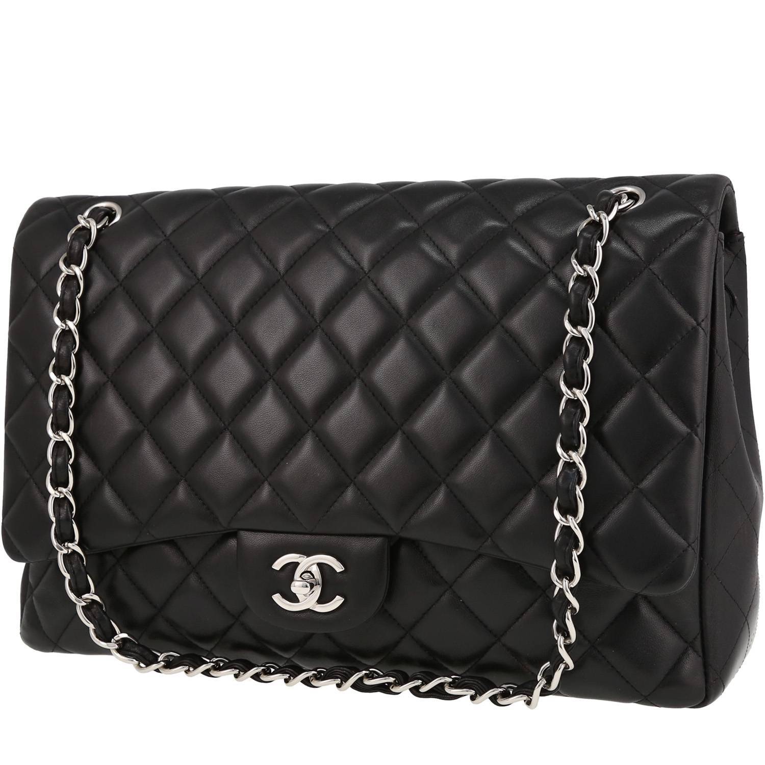 Bolso bandolera Chanel  Timeless Maxi Jumbo en cuero acolchado negro