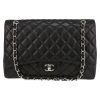 Chanel  Timeless Maxi Jumbo shoulder bag  in black quilted leather - Detail D2 thumbnail