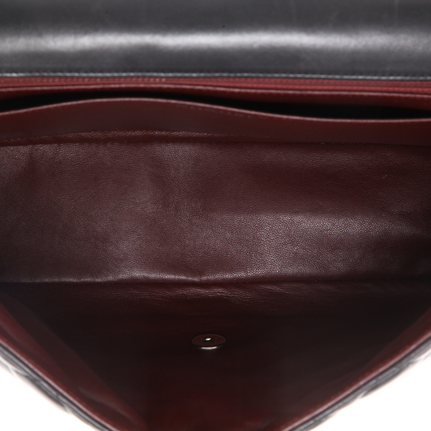 Sac bandoulière Chanel Timeless Maxi Jumbo en cuir matelassé noir - Detail D8
